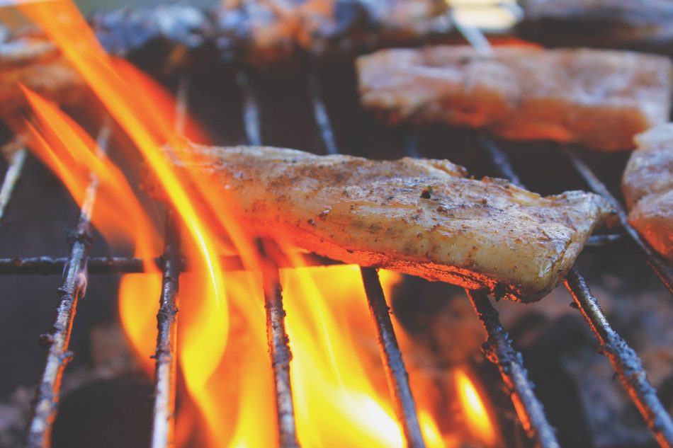 barbecue-bbq-fire-grill-1233102-950x633