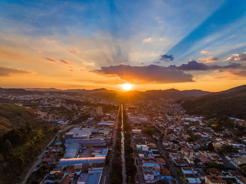 imagens_aereas-drone_-_1o_lugar_-_fim_de_tarde_por_joao_batista_blasi