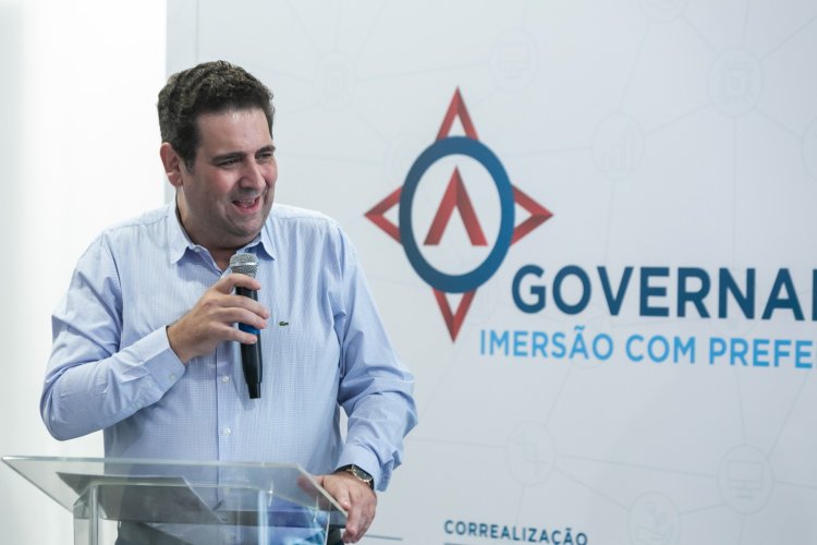 Aclamado por quase 200 prefeitos, Dr. Marcos Vinicius propõe nova sede da AMM para capacitar mais servidores municipais