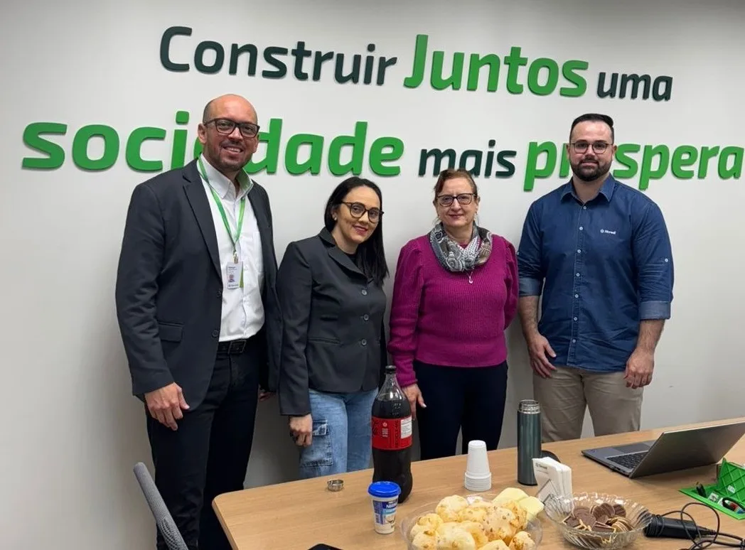 ezgif-21b6f7cdc431d4